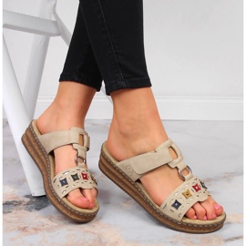 Beige wedge tofflor dam Rieker 62924-60 1