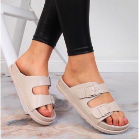 S.Barski Damtofflor i gummi med spännen beige S. Barski 1