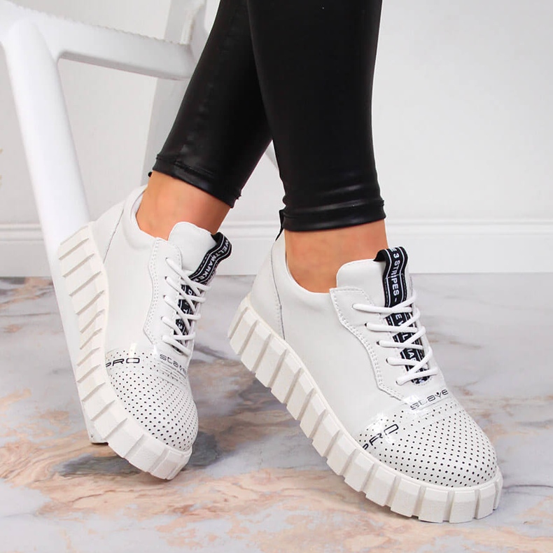 Skinnskor för kvinnor på den vita Artiker-plattformen 1