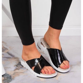 S.Barski Svarta lacktofflor för kvinnor S. Barski 2