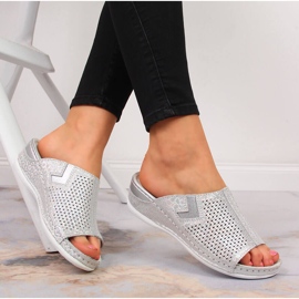 S.Barski Damtofflor i läder på en silverkil S. Barski silver- 2