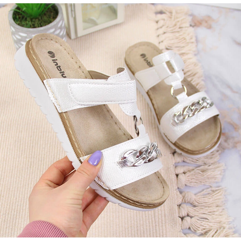 Vita Inblu kardborrband för damtofflor med kedja 1