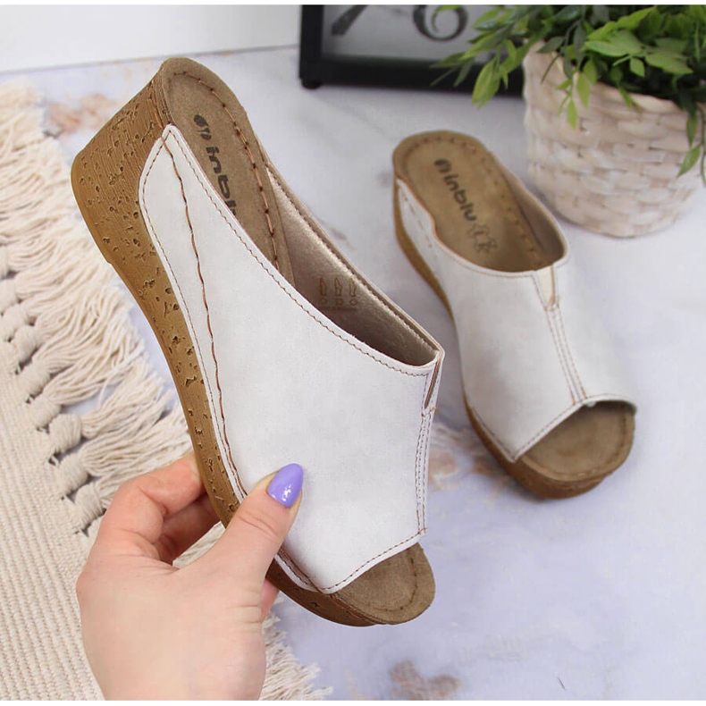 Beige Inblu wedge tofflor för kvinnor 1