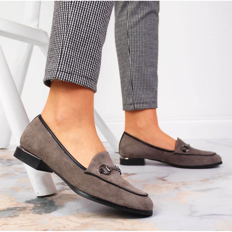 Kvinnors låga skor mockasiner med grå Jezzi dekoration 2