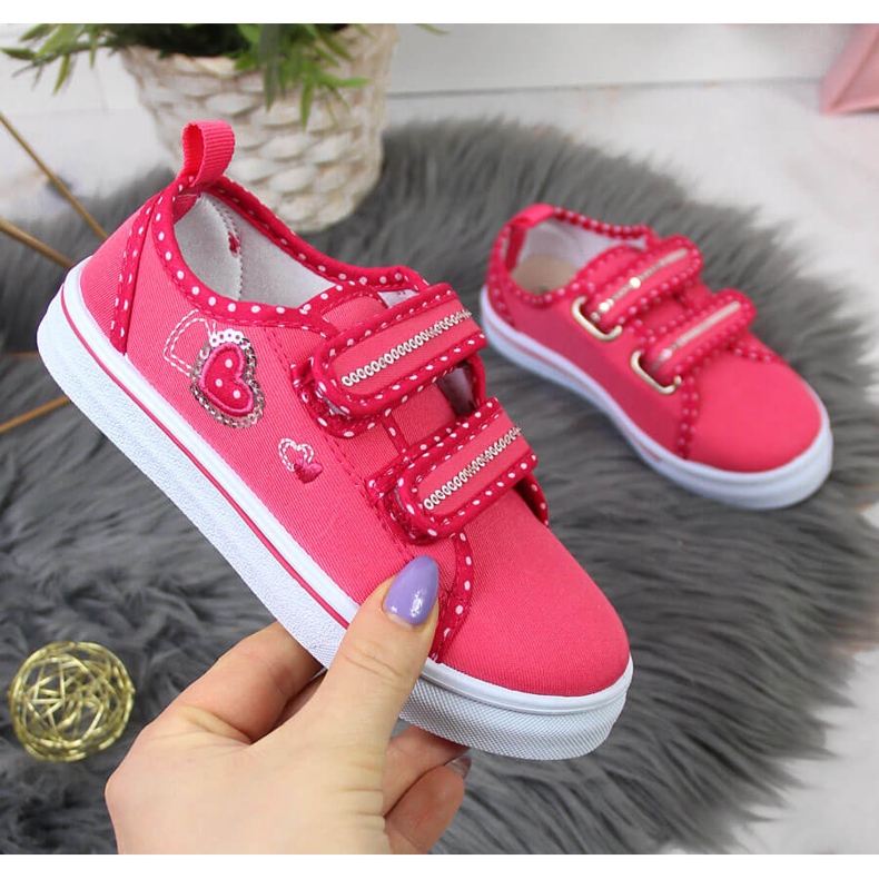 Rosa Atletico flicksneakers med kardborreband 1