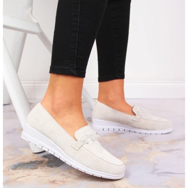 Damläder loafers med en kedja Artiker kräm beige 2