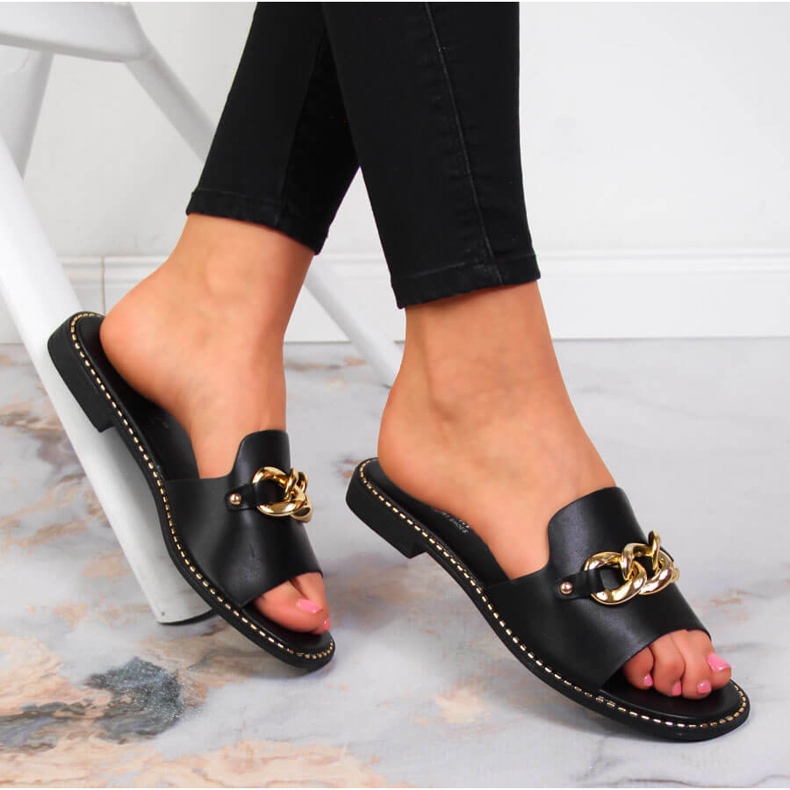 S.Barski Svarta damtofflor med kedja S. Barski 1