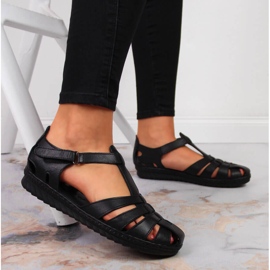 T.Sokolski Svarta kardborresandaler för damer från T. Sokolski 2