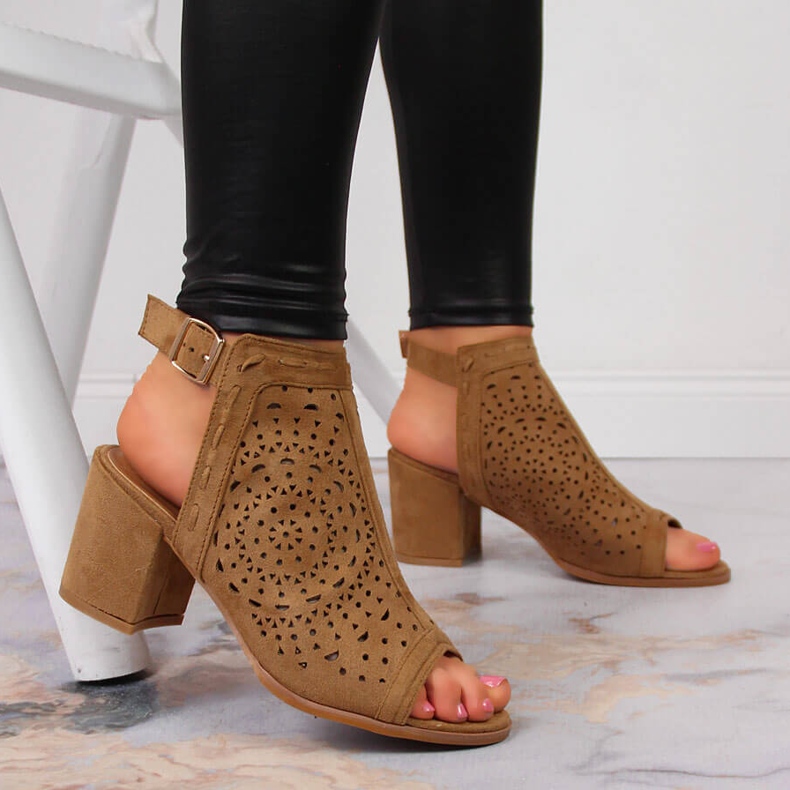 T.Sokolski Damsandaler byggda med genombruten kamel T. Sokolski brun 2