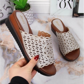 Grå tofflor för kvinnor på den genombrutna kilen Jezzi 2