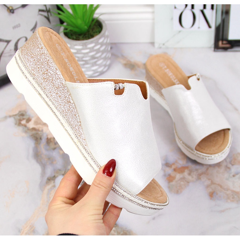 Silver damtofflor på kil T.Sokolski 2