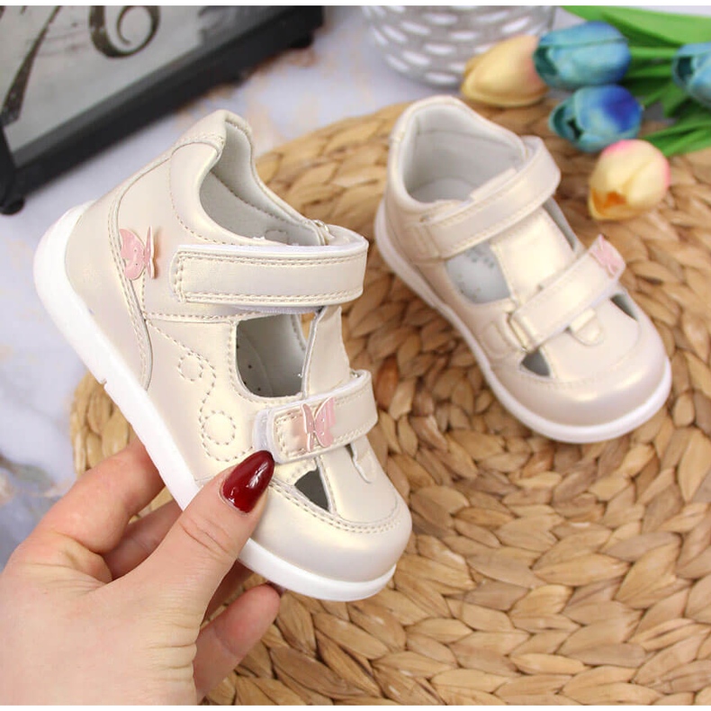 American Club gyllene flicksandaler 1