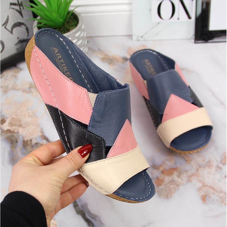 Bekväma färgade Artiker-lädertofflor för kvinnor mångfärgad 1