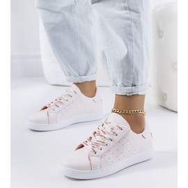 Koho röda och vita sportskor 1