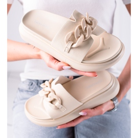 Mode LA.FI beige tofflor 1