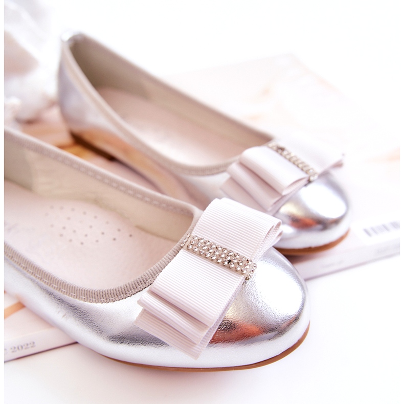 S.Barski Barnballerinor i läder med en dekorativ Silver Claril-rosett silver- 2