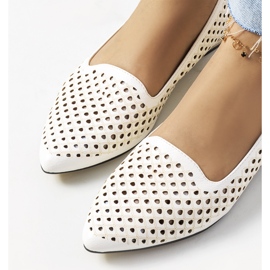 Cream Jarrett genombrutna ballerinor ecru 1