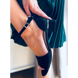 Ursula Svarta högklackade sandaler 2