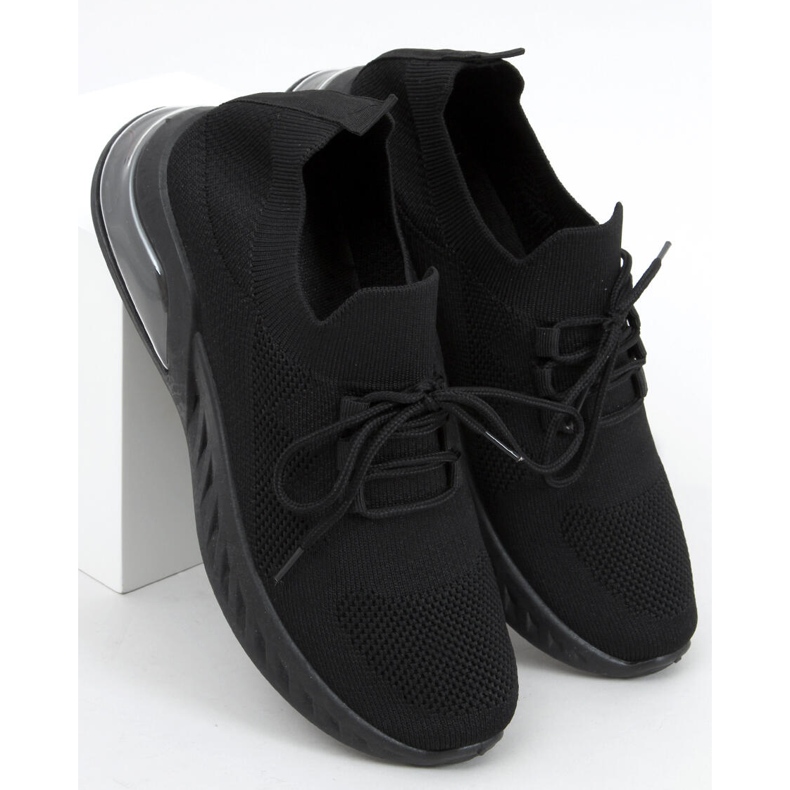 Salice svarta strumpor sportskor 1