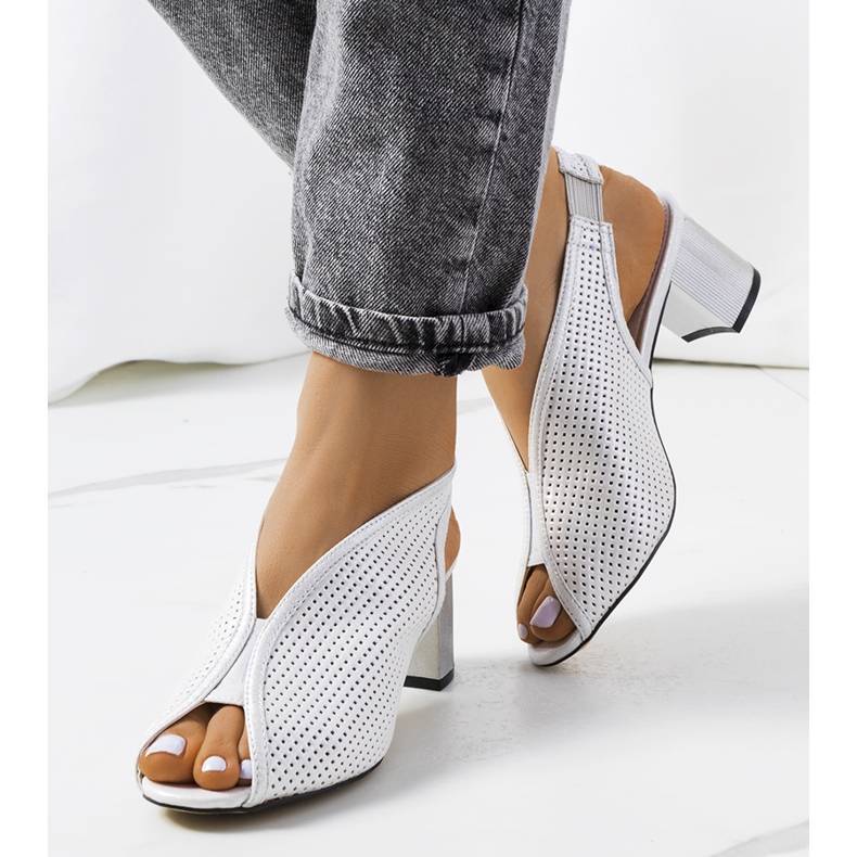 Rush genombrutna sandaler i silver 1