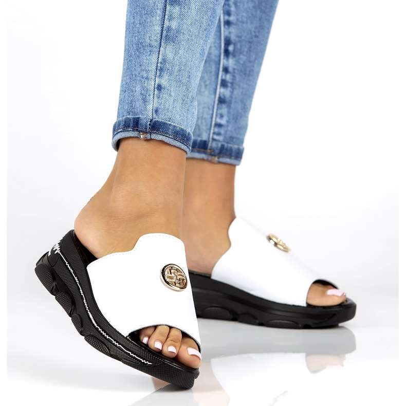 Skinntofflor Filippo DK3872 / 22 Wh vita 6