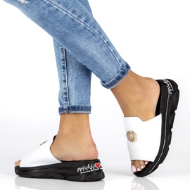 Skinntofflor Filippo DK3872 / 22 Wh vita 8