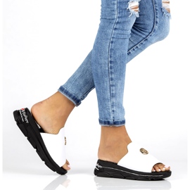 Skinntofflor Filippo DK3872 / 22 Wh vita 7