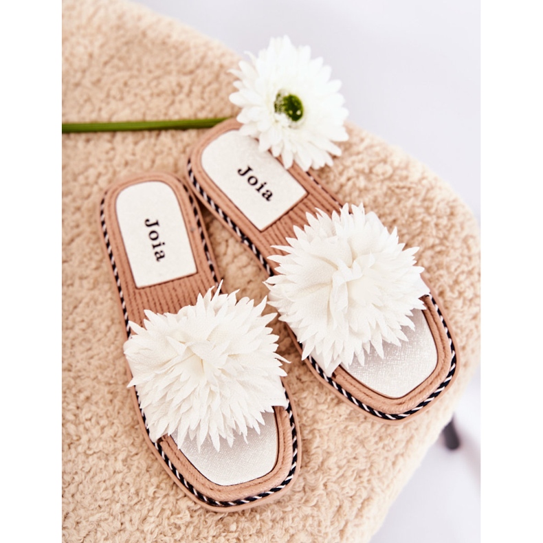 FJ1 Damtofflor i mocka med vit Giorgia-dekoration 1