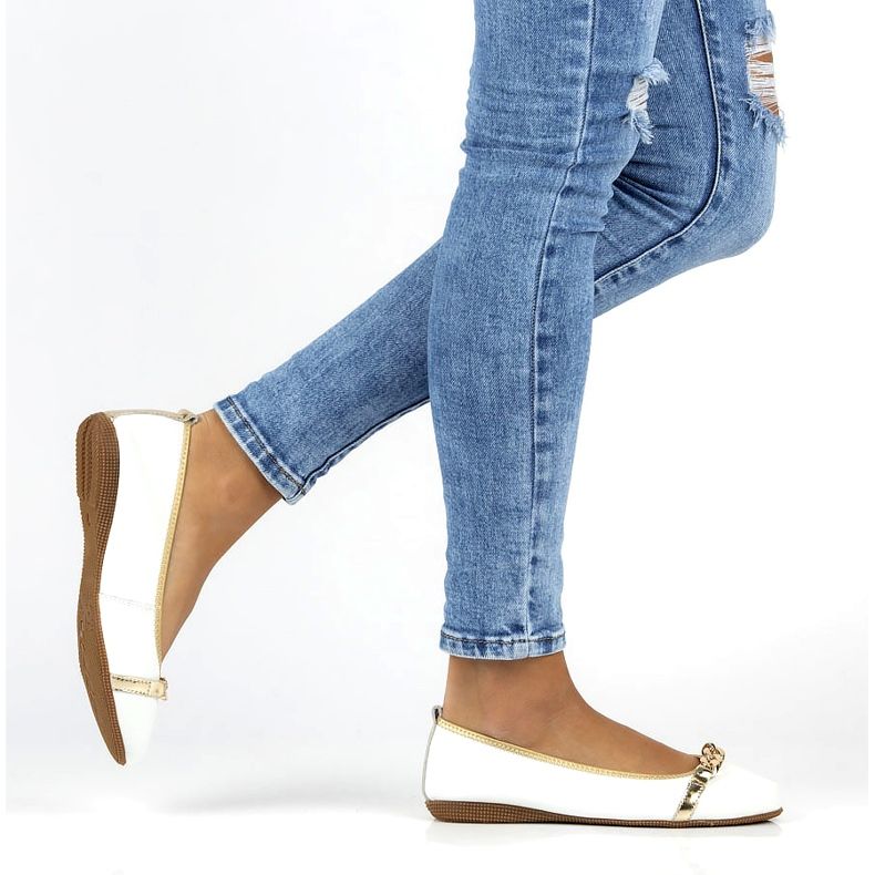 Balettlägenheter i läder med kedja Filippo DP3709/22 vit 5