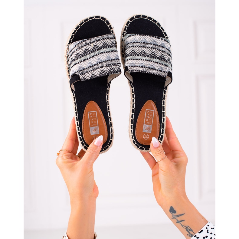 Lucky Shoes Trendiga tofflor på plattformen beige svart 1