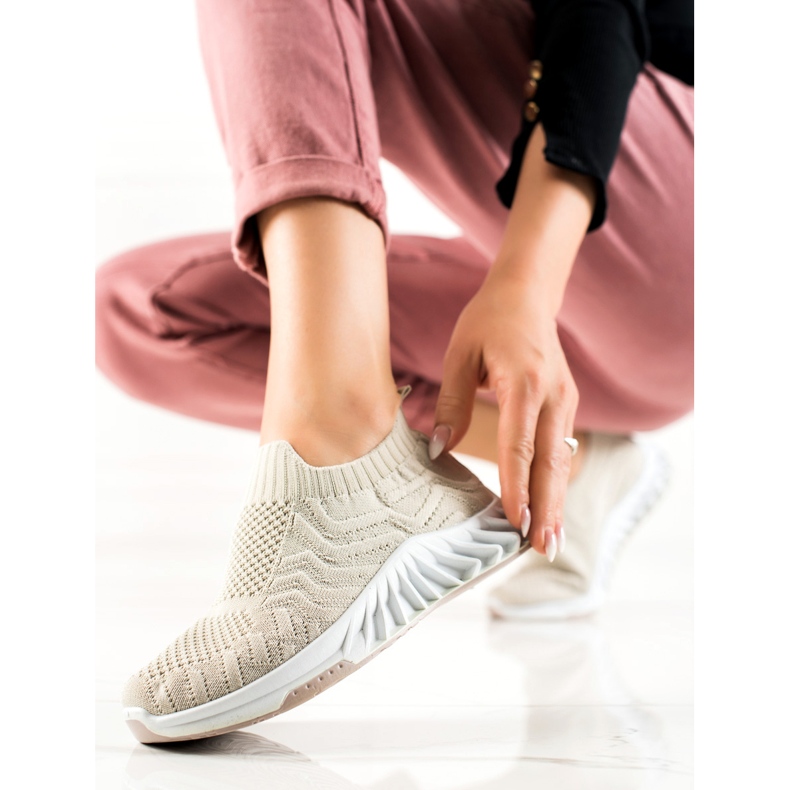 DK Slip-on sportskor beige 1