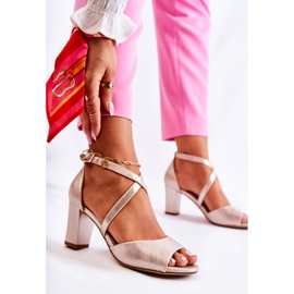 Sergio Leone Gyllene Damess Sandaler På En Stång 1