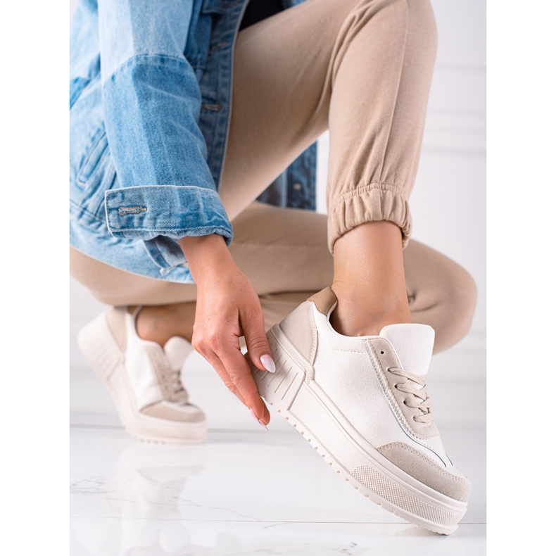 TRENDI Snygga sneakers på plattformen beige 1