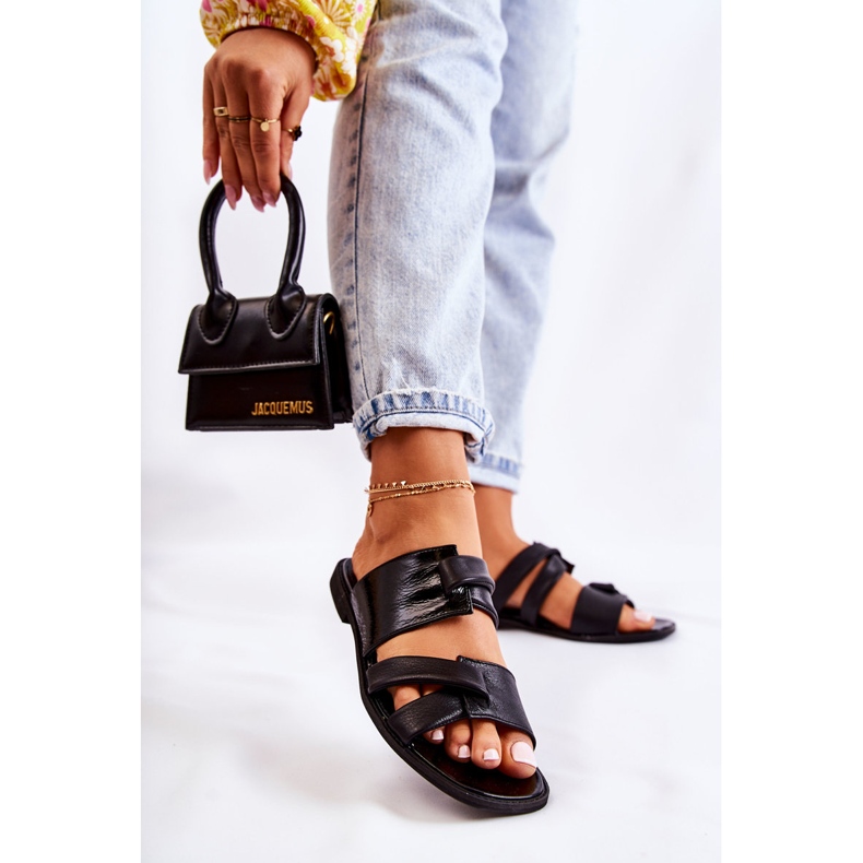 Bekväma lädertofflor för kvinnor Maciejka 05549-01 Svart 1