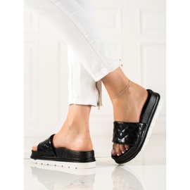 Small Swan Quiltade Tofflor På Plattformen svart 1