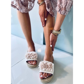 Blommig fiesta Primrose Beige tofflor 1