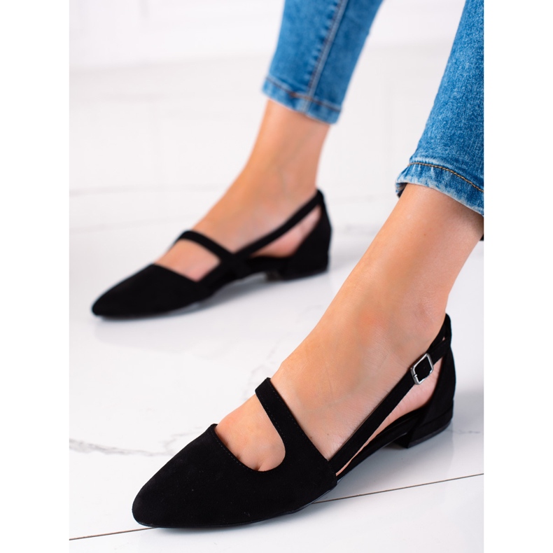 T.Sokolski Svarta Ballerinor Med En Utskärning 1