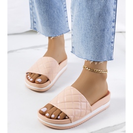 Hassell rosa quiltade tofflor 1