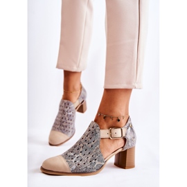 Genombrutna läderstövlar för kvinnor Maciejka 04962-04 Beige 1