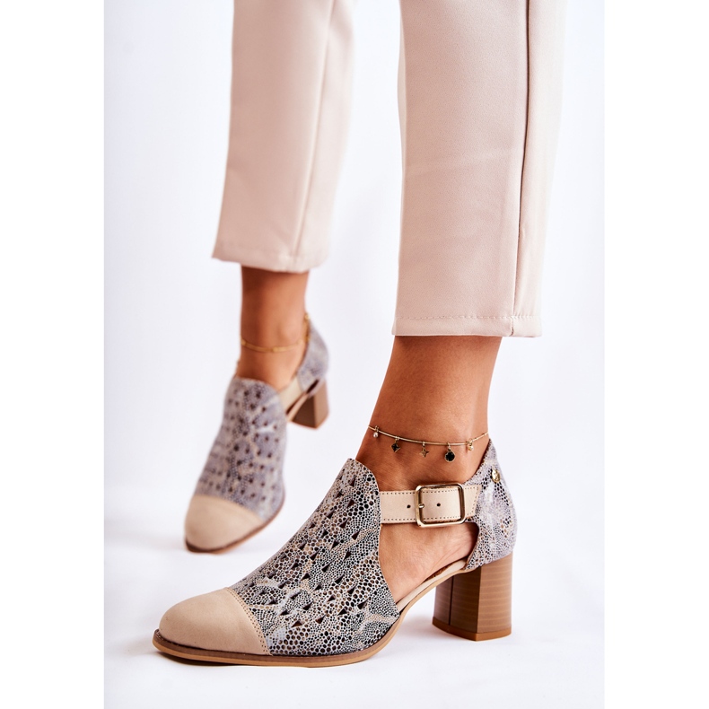 Genombrutna läderstövlar för kvinnor Maciejka 04962-04 Beige 1