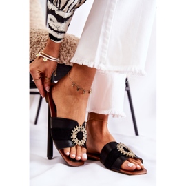 PS1 Bekväma damtofflor med svart Ginera-prydnad 1