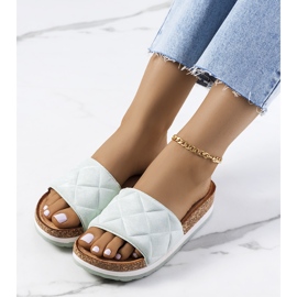 Gröna sandaler på Galts korksula 1