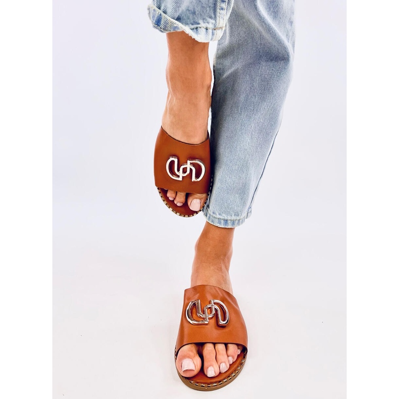 Larisa Camel damtofflor brun 1