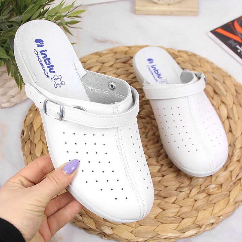 Sanitära Inblu W ARC14 tofflor vita 1