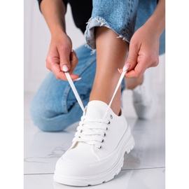 SHELOVET Vita sneakers på plattformen 1