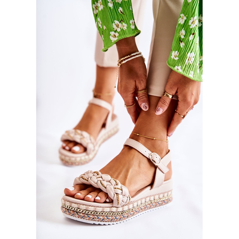 PS1 Damsandaler Beige Chaves gyllene 1