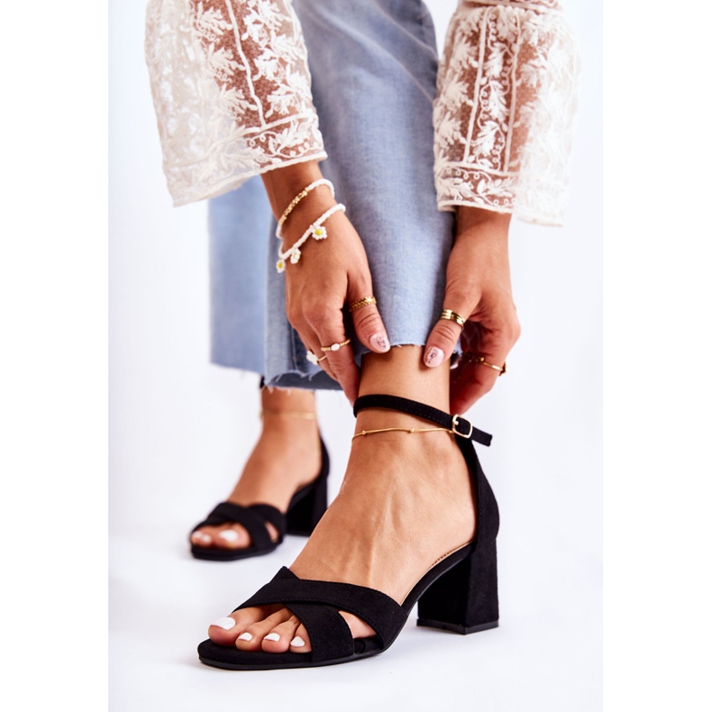 PS1 Klassiska damsandaler på en klack Svart Ester 1