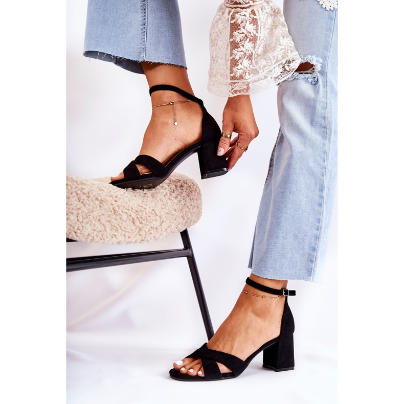 PS1 Klassiska damsandaler på en klack Svart Ester 2