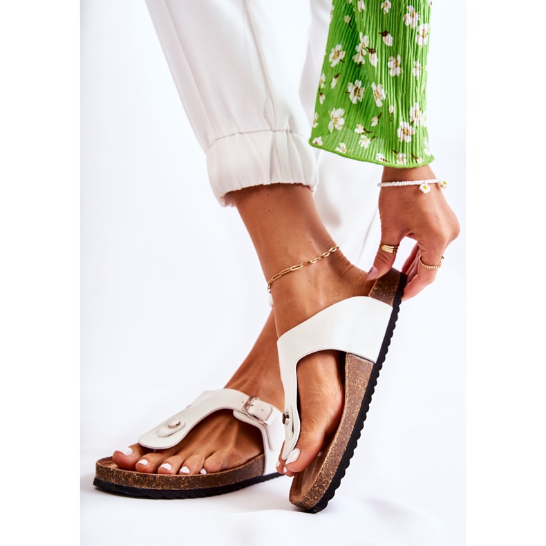 FB1 Damtofflor Med Spänne Vit Elina 1