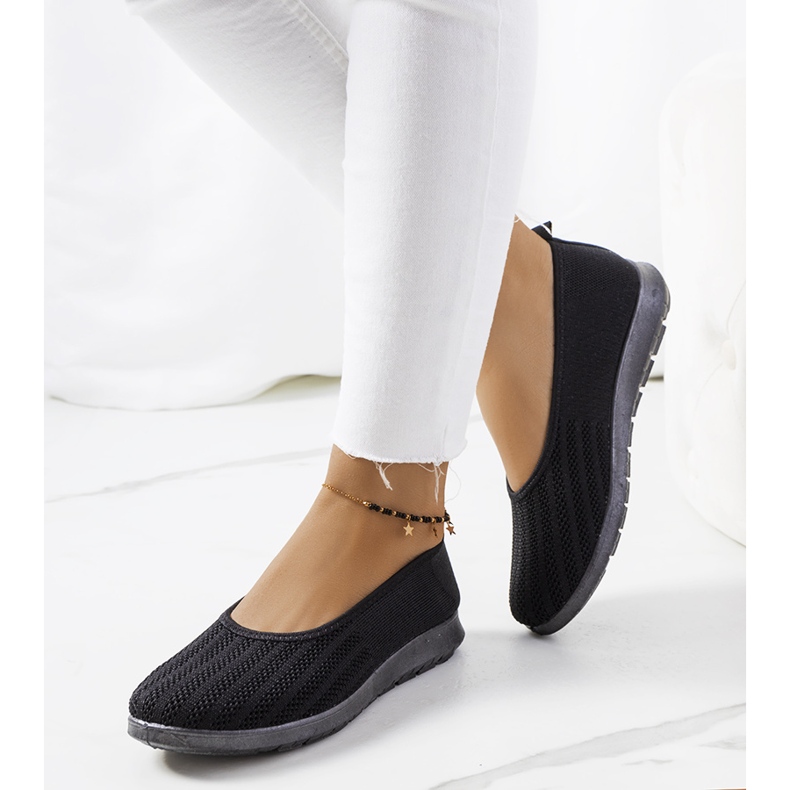 Svarta sneakers från Meeri 1